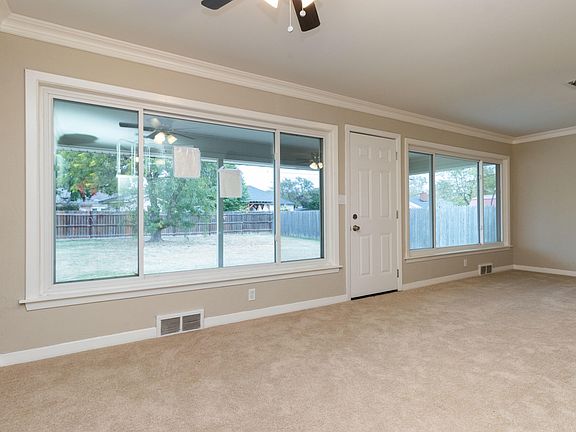 4th image of 106 Greenway Dr