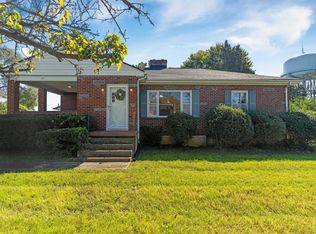 121 Forbes St, Madison Heights, VA 24572