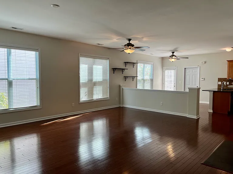 1109 Somers Dr — Photo 8