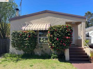 2476 West St, Berkeley, CA 94702