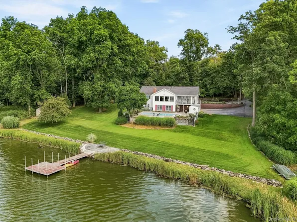 38 Shore Drive, Blooming Grove, NY 10914