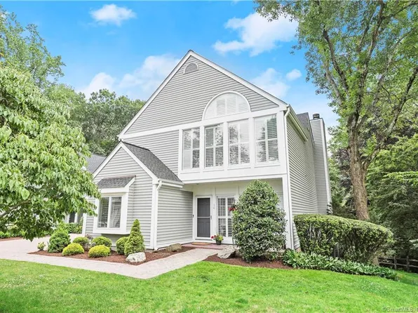 34 Barnes Road West #34, Stamford, CT 06902