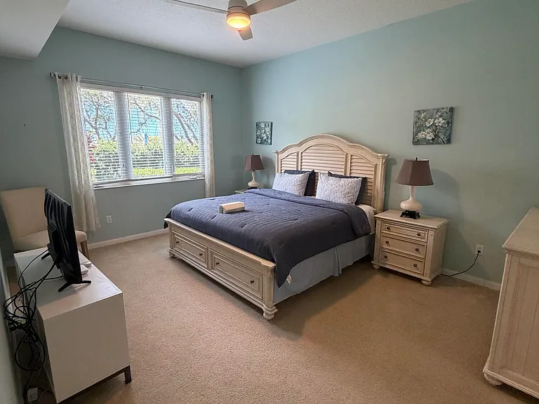 38 Harbour Isle Dr E #106 — Photo 10