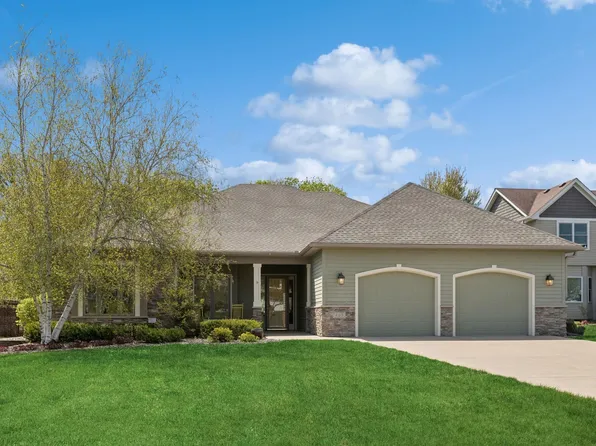 809 Quie Ln, Northfield, MN 55057