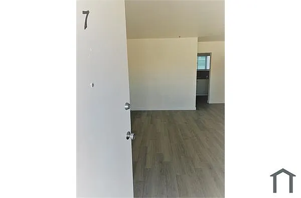 Building Photo - 5515 Bonner Ave #7