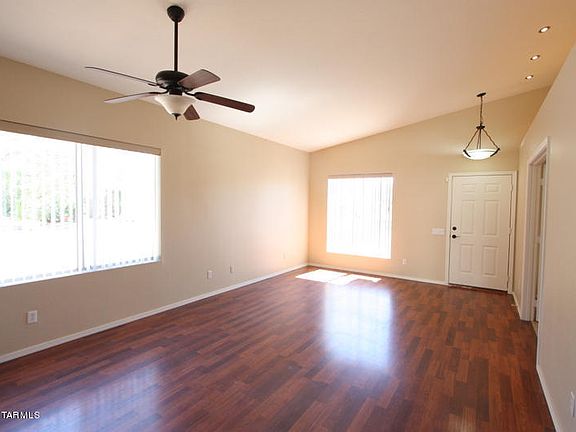 4th image of 9069 N Safflower Ln