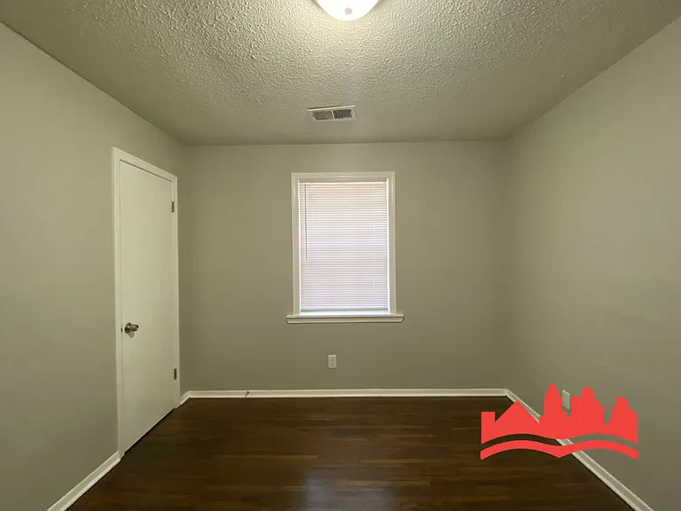 3572 Suzanne Dr — Photo 8