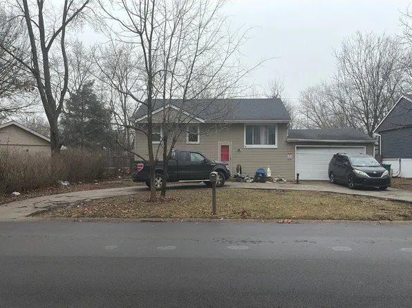 7811 Hendricks St, Merrillville, IN 46410