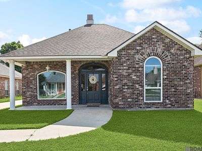 2211 Hunters Trail Dr, Baton Rouge, LA, 70816