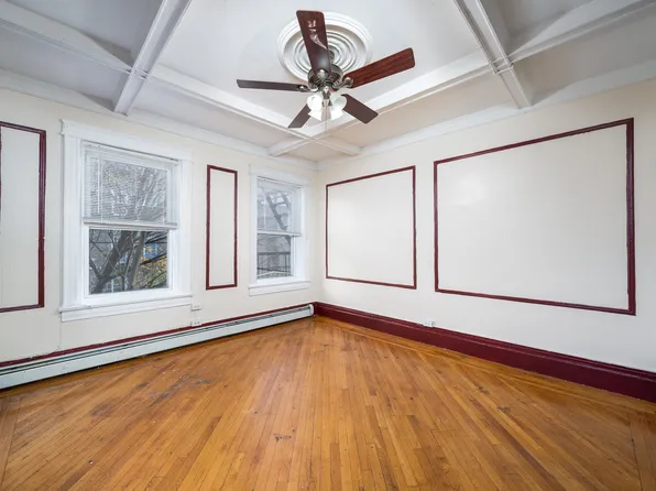 66 Romaine Avenue image 2 of 11