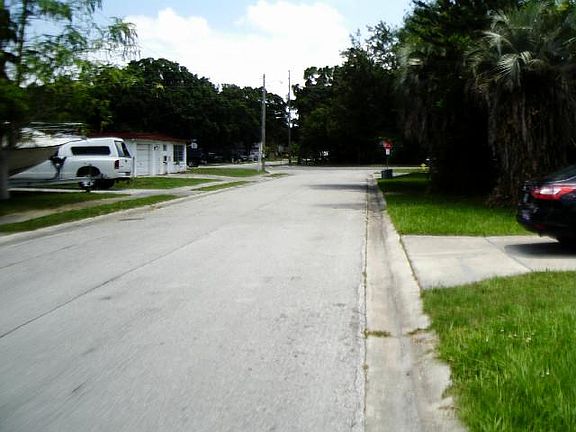 5th image of 6945 59th Ln N