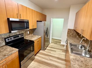 3545 Forest Hill Blvd APT 5, Palm Springs, FL 33406