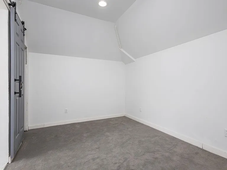 4341 Glendale Ave — Photo 2