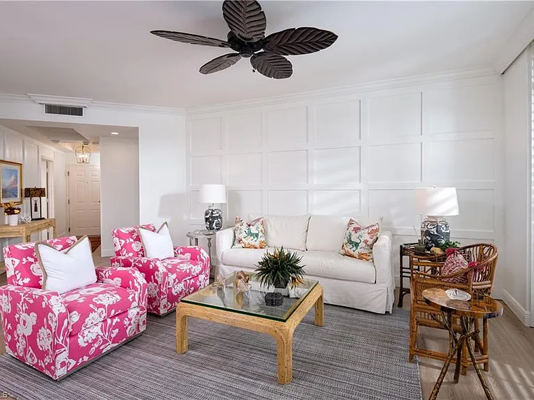 4255 Gulf Shore Blvd N #207 — Photo 6