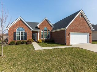 2012 Apple Rd, Versailles, KY 40383