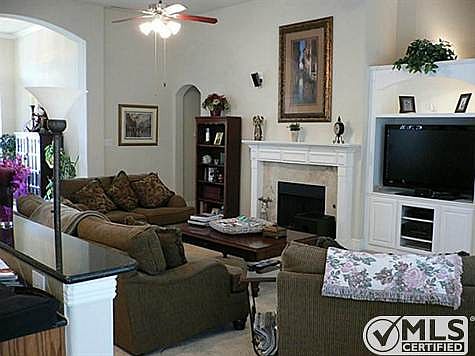 3rd image of 4021 Freshwater Dr