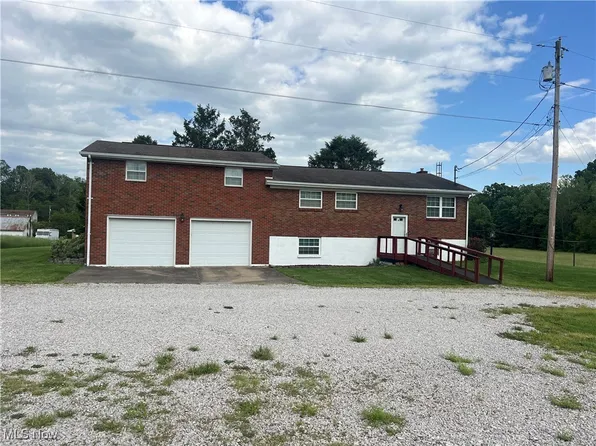 51 Braxton Dr, Parkersburg, WV 26101