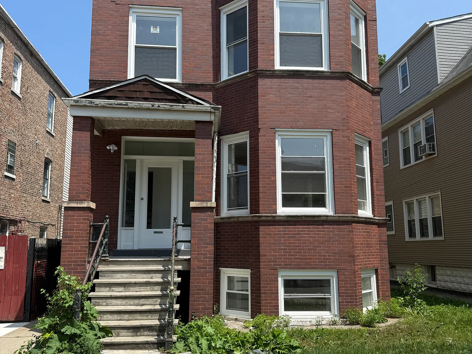 3311 N Ridgeway Ave — Photo 1