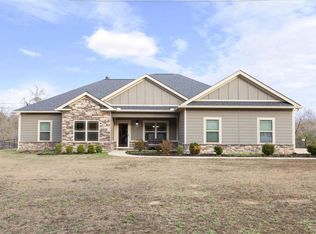 147 Lee Road 466, Phenix City, AL 36870