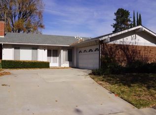 22671 Stagg St, Canoga Park, CA 91304