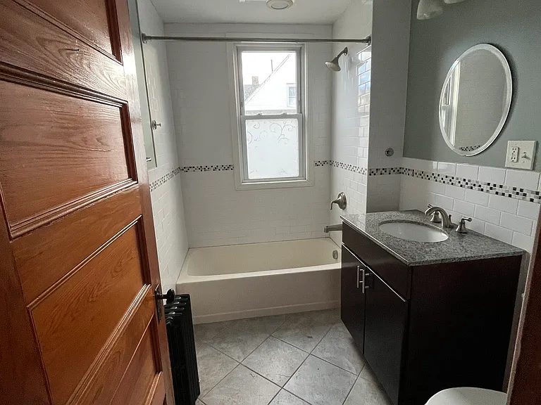82 Salem St #2 — Photo 6