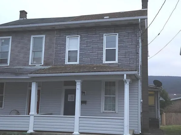 130 E Spruce St, Williamstown, PA 17098