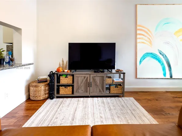 9430 Boca Cove Cir APT 210, Boca Raton, FL 33428