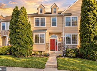 102 Poplar Ct, Collegeville, PA 19426