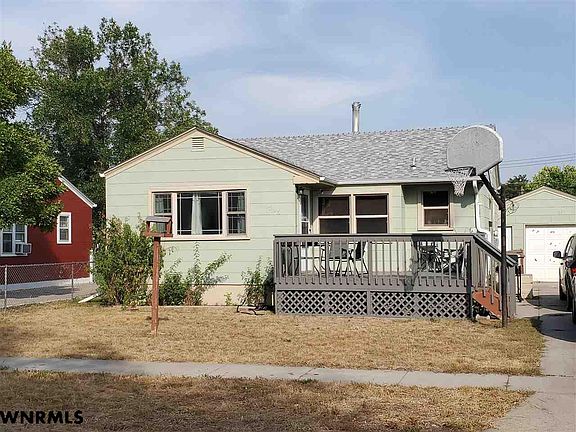 2nd image of 1813 Avenue G