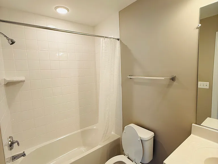 8762 Elsing Green Dr — Photo 5