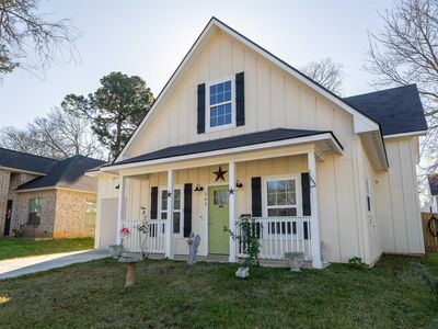 305 Maple Ave, Gladewater, TX, 75647