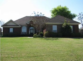 3201 Hammond Dr, Montgomery, AL 36116