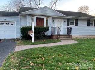 297 Greenbrook Rd, North Plainfield, NJ 07060