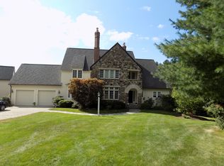 39 Southfield Ct, Needham, MA 02492