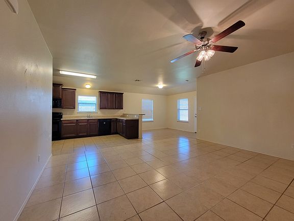 4th image of 2515 Wynngate Dr
