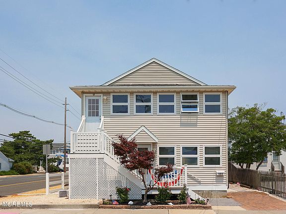 4th image of 111 Guyer Ave