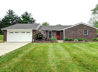 341 Lantis Dr, Carlisle, OH 45005
