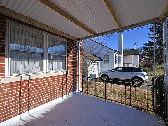 4th image of 5620 Beechmont Ave