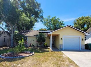 11414 Walsingham Rd, Seminole, FL 33778