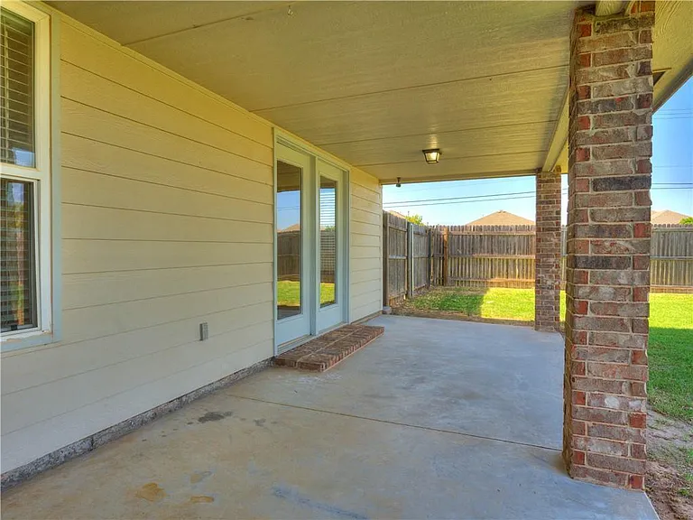 4500 Hunter Blvd — Photo 21