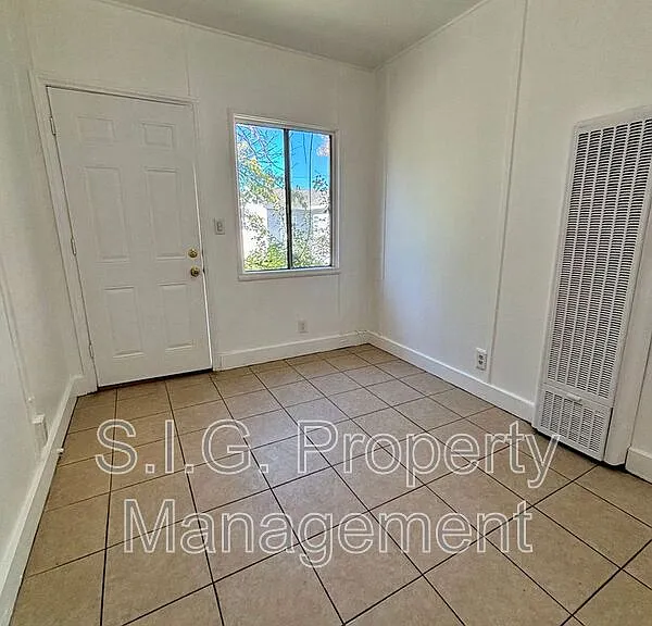 10156 1/4 Helendale Ave — Photo 3