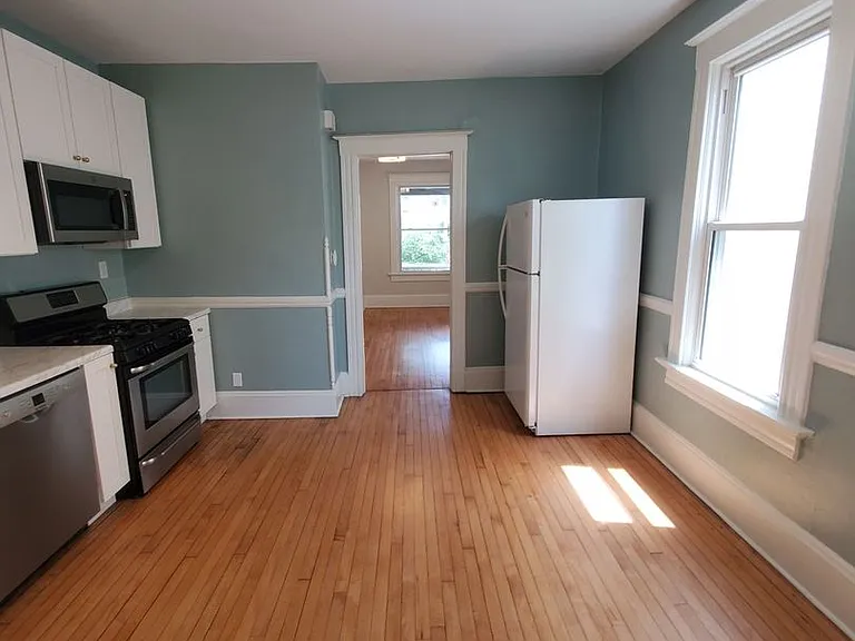 3015-3015B N Pierce St. (Duplex + Back House) — Photo 8