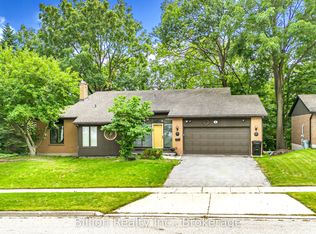 52 Ridgewood Cres, Cambridge, ON N1S4B3