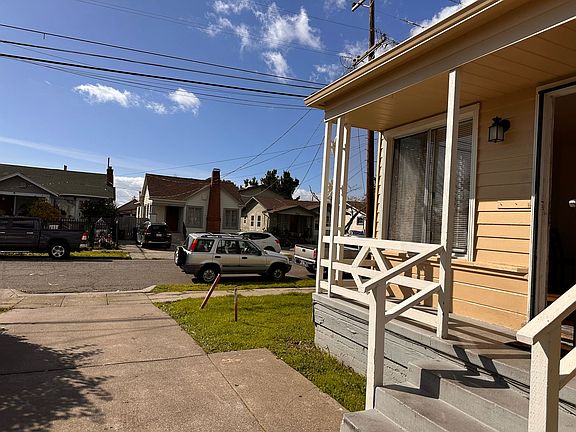 3rd image of 7108 Fresno St