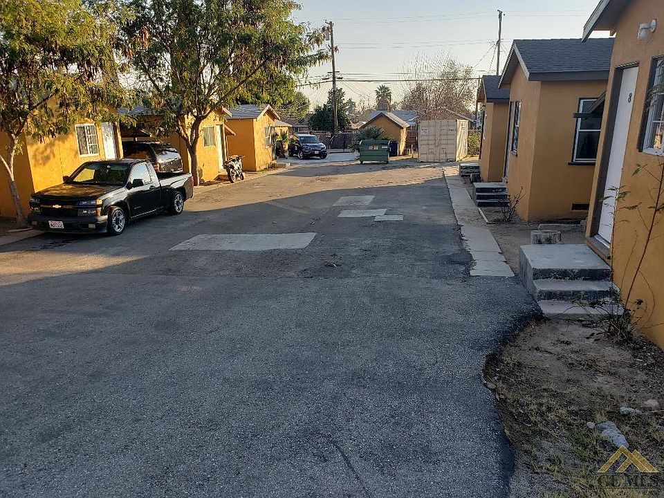 2nd image of 1207 Grace St