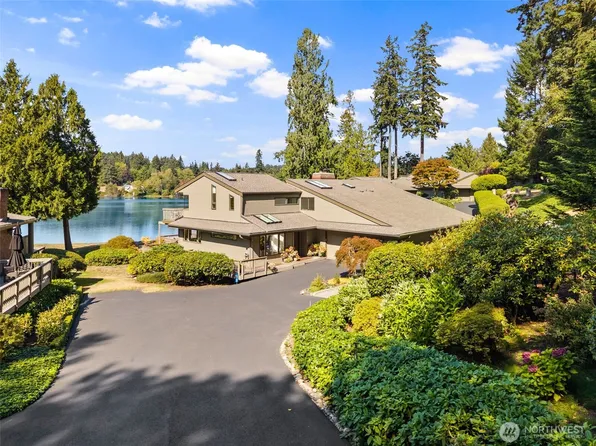 1804 Eagle Harbor Lane NE #4, Bainbridge Island, WA 98110