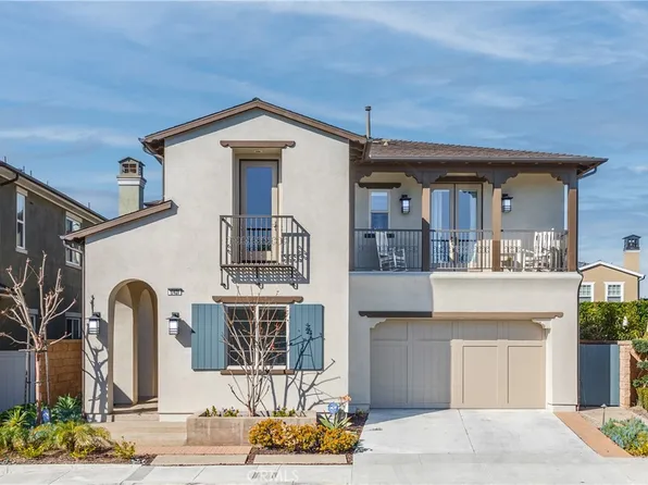 17431 Oakbluffs Ln, Huntington Beach, CA 92649