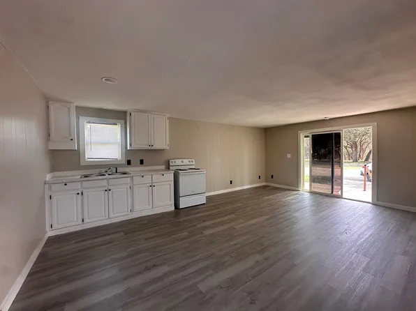 3201 Stephen F Austin Dr #114, Brownwood, TX 76801