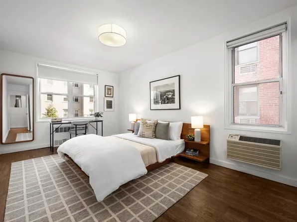 100 West 12th Street image 6 of 13