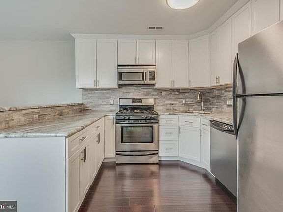 2nd image of 35 Tarragon Ct #35